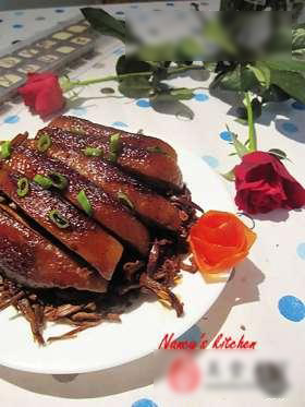 笋干扣肉