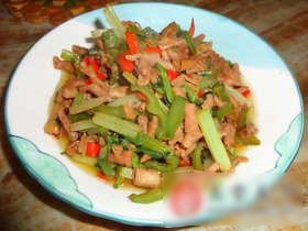 爆炒鸡肠
