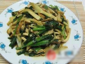 春韭炒双丝