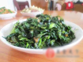 清炒茼蒿