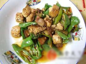 青椒炒豆腐