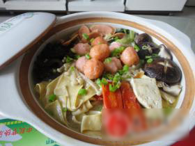 美味三鲜砂锅