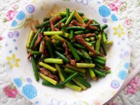 蒜苔炒肉