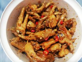 好吃的酸辣鸡爪大全特色菜谱_大全-2345做法菜谱知己聚餐美食图片